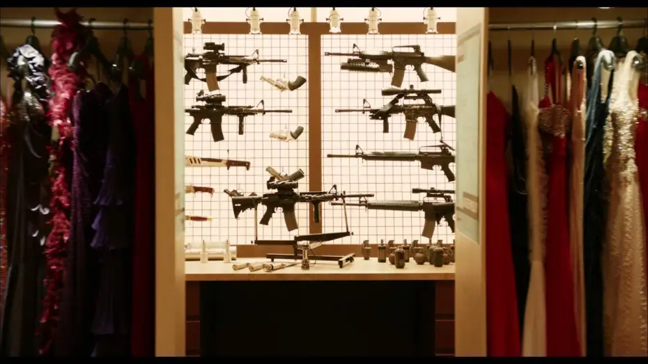 Відео до фільму Мачете вбиває — MACHETE KILLS - Extrait 3 - VF