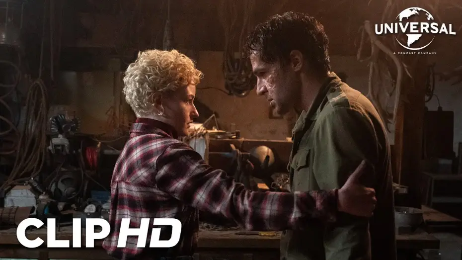 Відео до фільму Вовкулака | Clip en espa&ntilde;ol - La transformaci&oacute;n