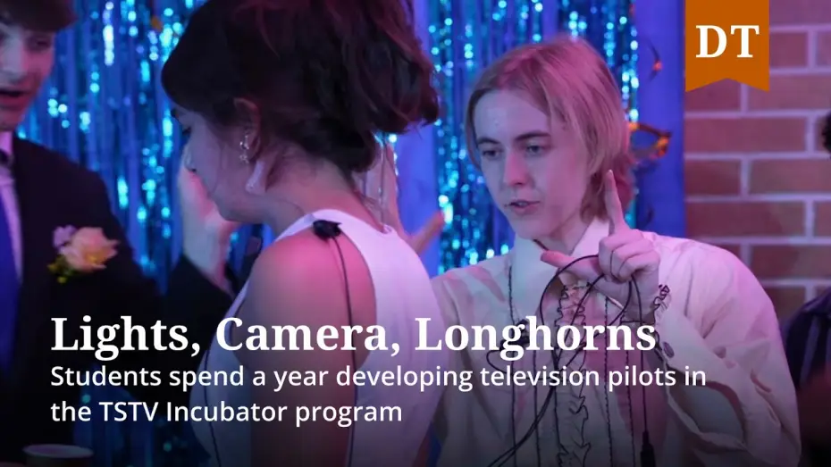 Відео до фільму The Queen — Lights, Camera, Longhorns