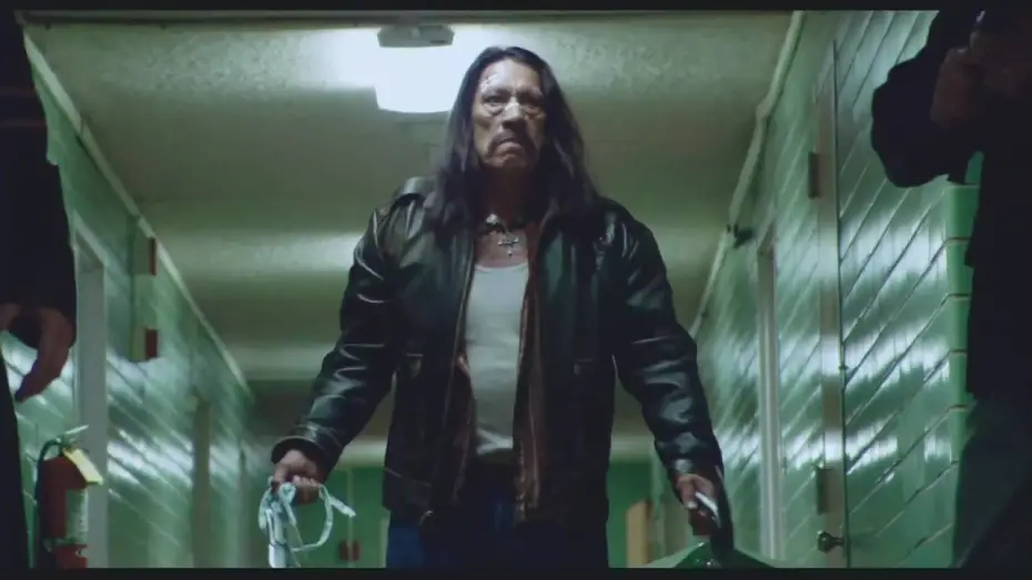 Відео до фільму Мачете — Machete - Trailer Español HD