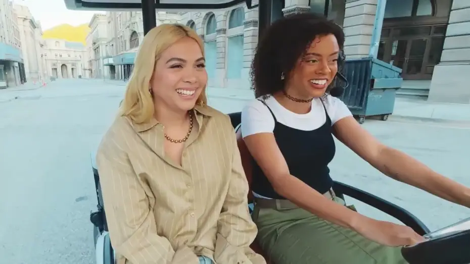 Відео до фільму Дівчата люблять дівчат | Hayley Kiyoko's Favorite Moments & Memories From The Making of Girls Like Girls - Cart Confessions