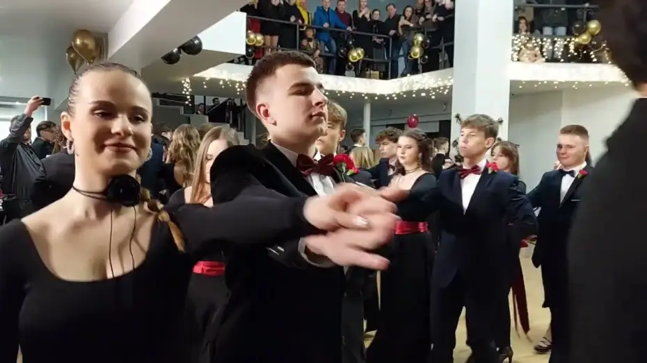 Відео до фільму Rise of Volunteers | Studni&oacute;wka I LO w Lesznie