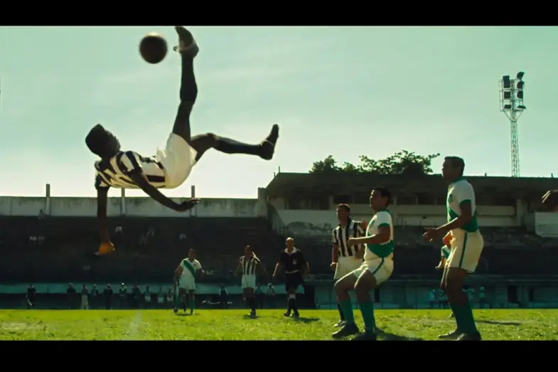 Відео до фільму Пеле: Народження легенди — PELÉ - Bande Annonce VOST