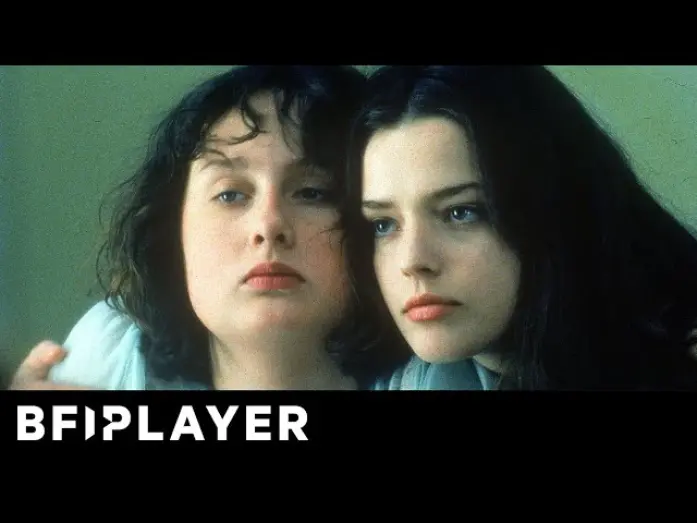 Відео до фільму Fat Girl | Mark Kermode reviews &Agrave; Ma Soeur! (2001) | BFI Player