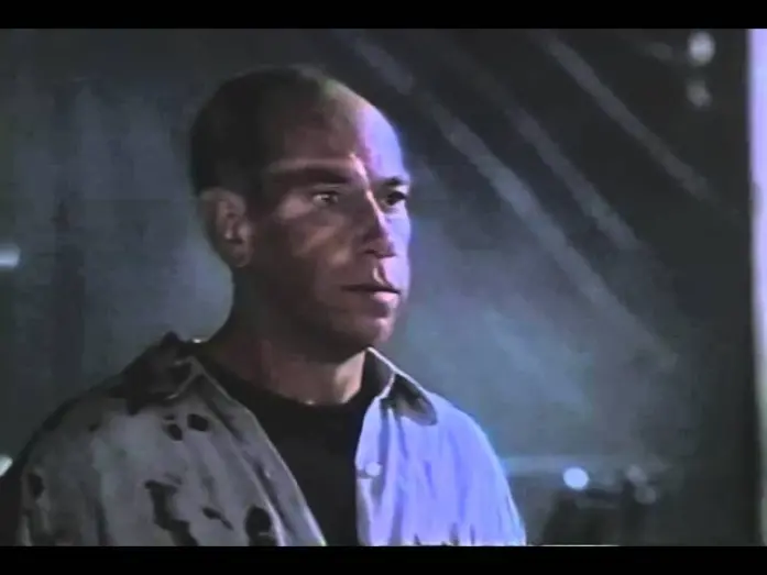 Відео до фільму Нічний літун | The Night Flier Trailer 1997