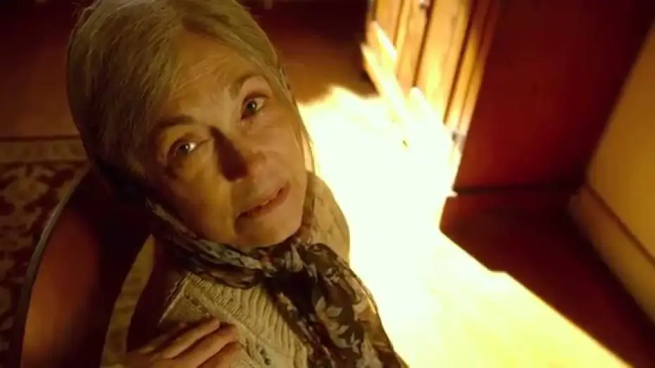 Відео до фільму Візит | The Visit / Extrait "Becca entend mamie rire" VF [Au Cin&eacute;ma le 7 octobre]