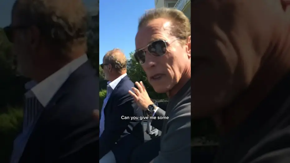 Відео до фільму Людина, що біжить | Arnie with the tank riding advice for Glen