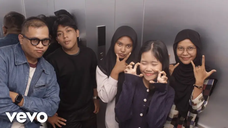 Відео до фільму Hafiz & Friends: We Were Always Meant to Be Here | Hafiz & Friends: We Were Always Meant to Be Here (Official Trailer)