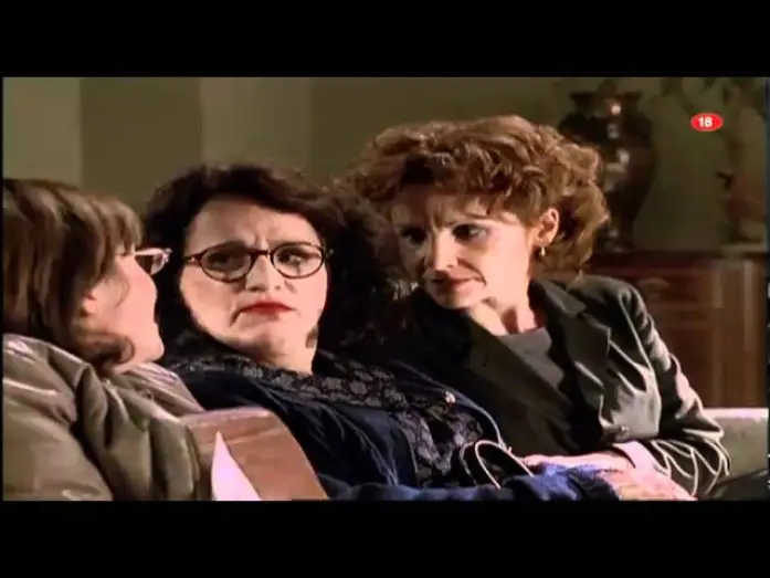 Відео до серіалу Клієнт завжди мертвий — A DOS METROS BAJO TIERRA ESTRENO ESTE DOMINGO