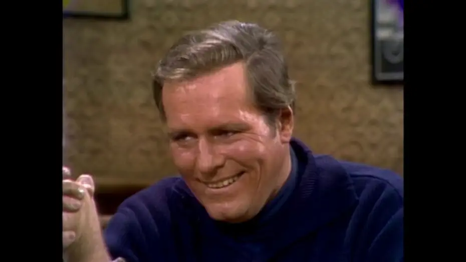 Відео до серіалу All in the Family — Clip: ALL IN THE FAMILY - 2/9/1971 - "Judging Books by Covers"