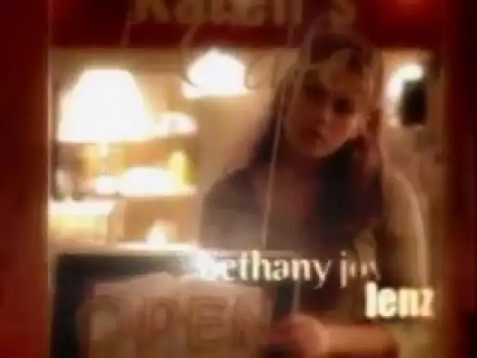 Відео до серіалу Школа виживання — One Tree Hill Season 1 Intro