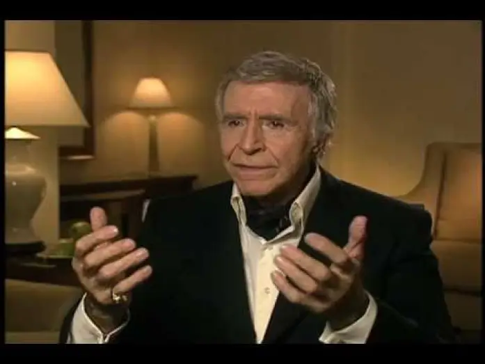 Видео к сериалу Зоряний шлях — Ricardo Montalban on the inspiration for "Khan", a role he reprised on Star Trek