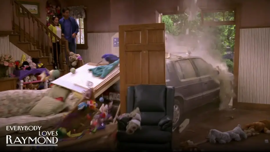 Відео до серіалу Усі люблять Реймонда — You Thought Frank Was a Bad Driver... | Everybody Loves Raymond