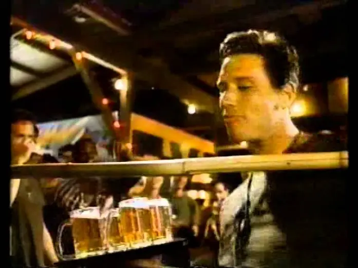Відео до серіалу Китайський пляж — KOMO China Beach 1989 promo