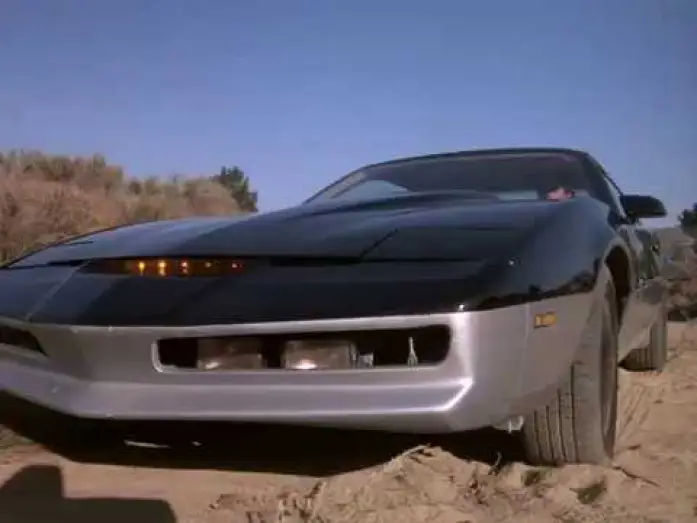 Відео до серіалу Мандрівний лицар — Knight Rider - K.I.T.T. vs. K.A.R.R. Duel (Ukrainian)