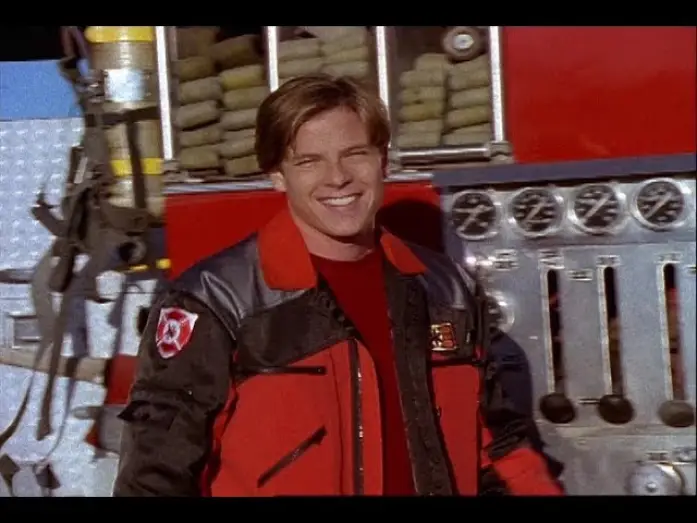 Відео до серіалу Могутні Рейнджери — Power Rangers Lightspeed Rescue - Official Opening Theme and Theme Song | Power Rangers Official