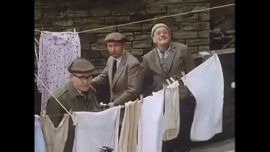 Відео до серіалу Last of the Summer Wine — Last Of The Summer Wine Theme And Opening Intro (1973 - 2010)