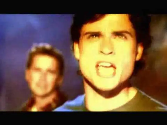 Відео до серіалу Таємниці Смолвіля — Сезон 3 — Smallville Season 3 DVD Trailer