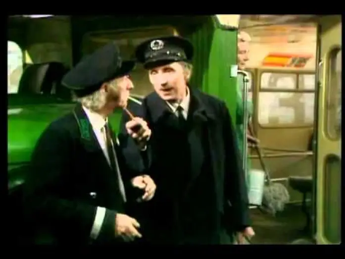 Відео до серіалу В автобусах — ON THE BUSES - Clip from Season 5 Ep. 14 - Stan the 'Cleaning Lady'