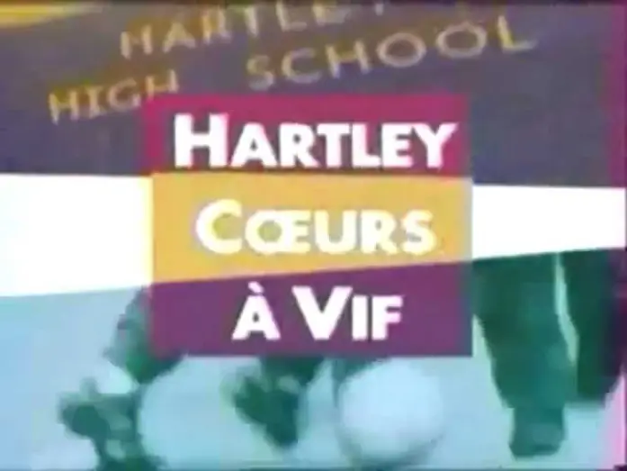 Відео до серіалу Школа розбитих сердець — Hartley, coeurs à vif - Générique de début [VF]