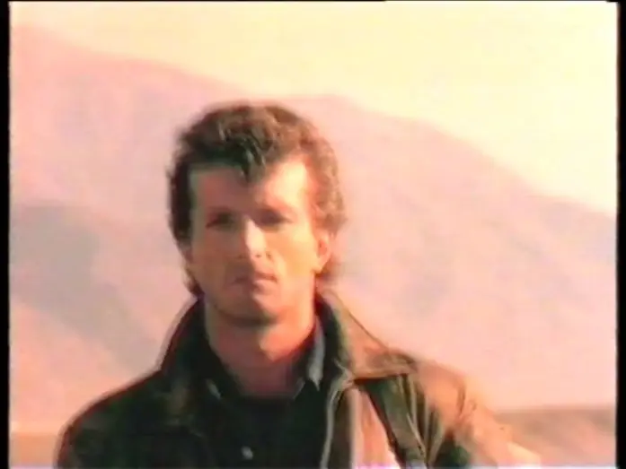 Відео до серіалу Автостопник — The Hitchhiker  1984 Intro (High Quality)