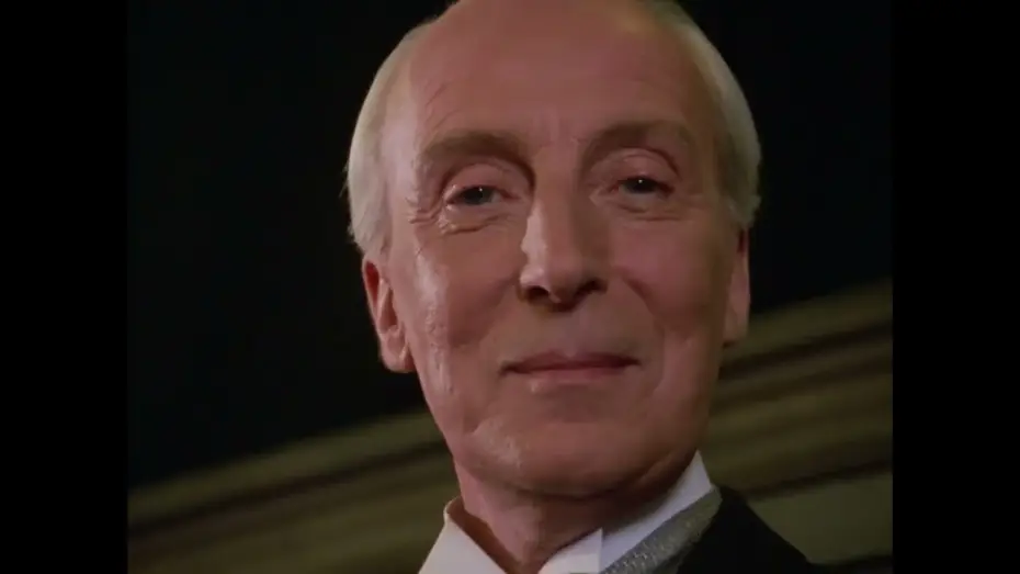 Відео до серіалу Грати короля — House of Cards - To Play The King