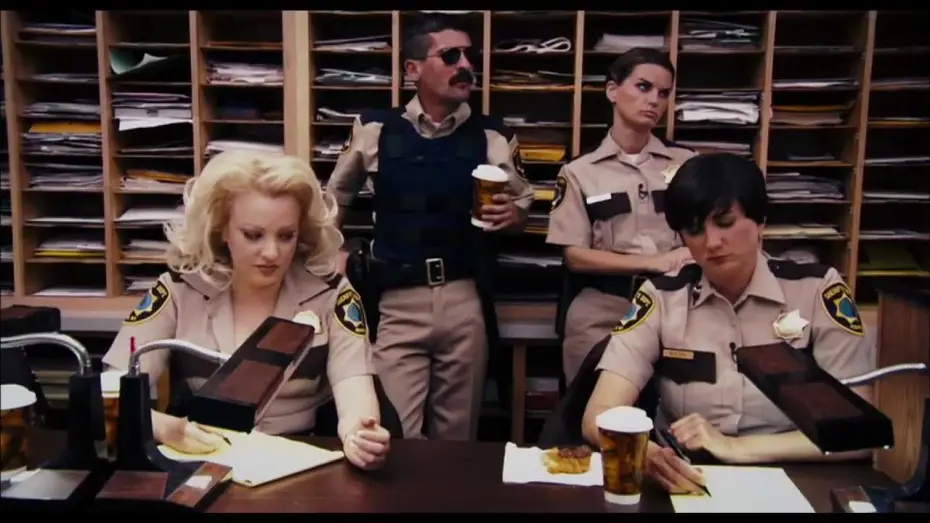 Відео до серіалу Reno 911! — Reno 911! Miami (HD Trailer)