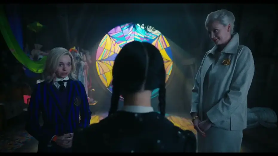 Відео до серіалу Венздей — Wednesday Miércoles  Tráiler Temporada 1