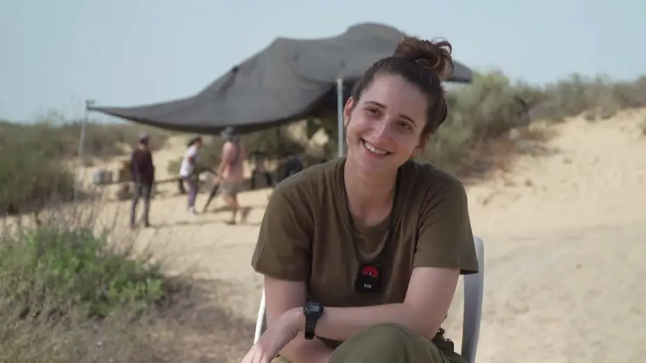 Відео до серіалу המפקדת — חוזרת למדים: ריאיון עם אלונה סער לקראת העונה החדשה של "המפקדת"