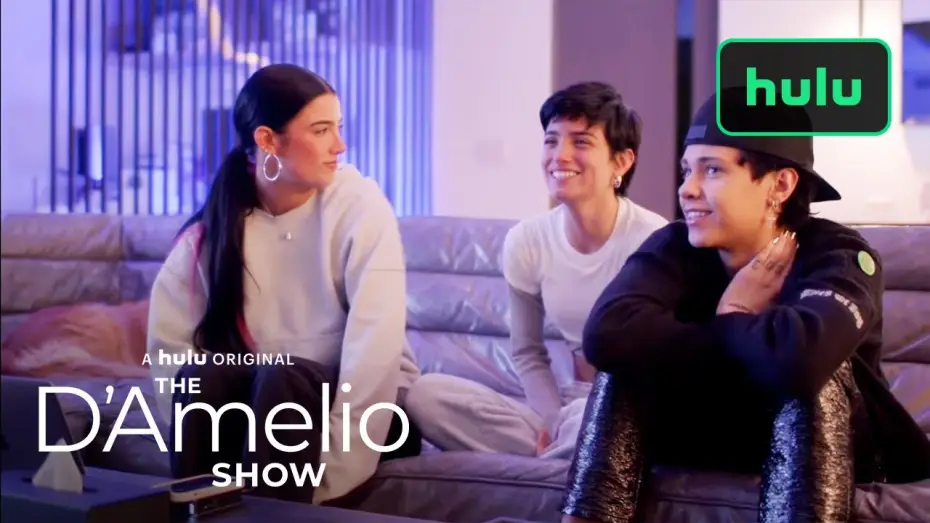 Відео до серіалу The D'Amelio Show — Season 3 Date Announcement