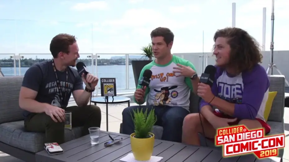 Відео до серіалу Брати Фріки — Adam Devine & Blake Anderson talk to Collider about the show. 2019 SDCC