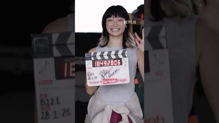 Відео до серіалу Школа розбитих сердець — Production has officially wrapped for the third and final season