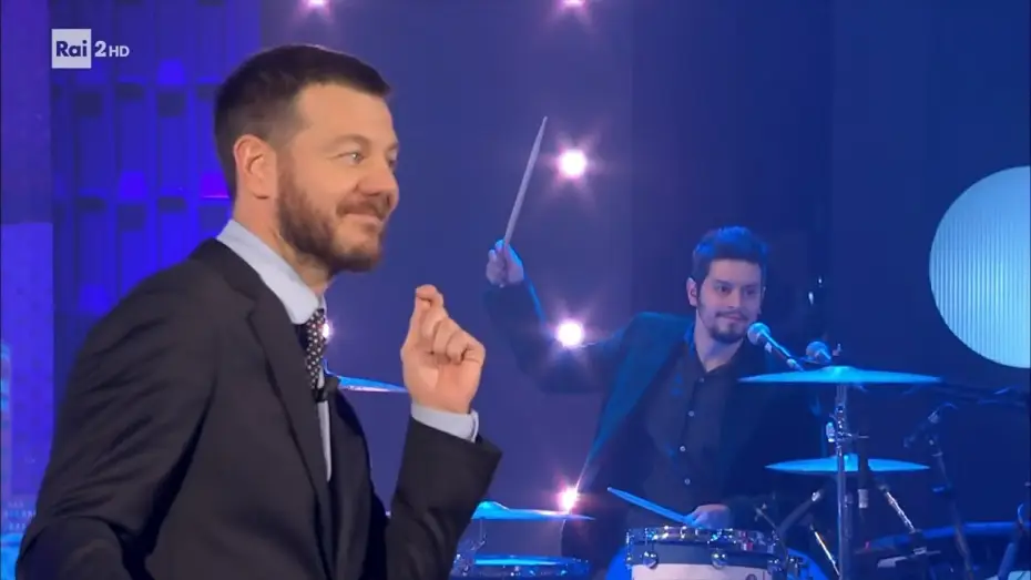 Відео до серіалу Stasera c’è Cattelan su Raidue — Le battute brutte - Stasera c'è Cattelan su Raidue 02/03/2023