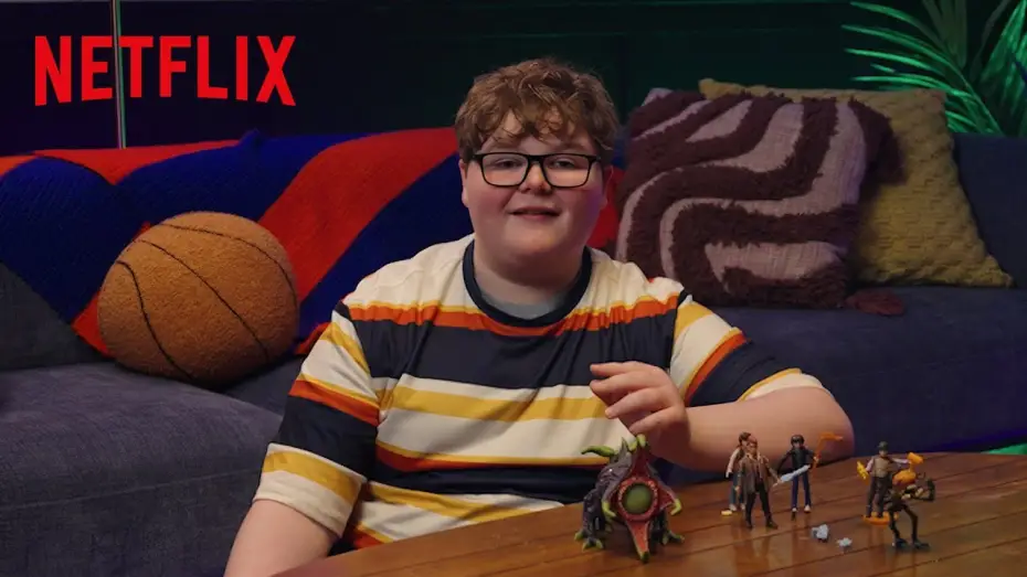 Відео до серіалу Дивні дива: Оповідки з 85-го — Jake Connelly Visits Netflix House