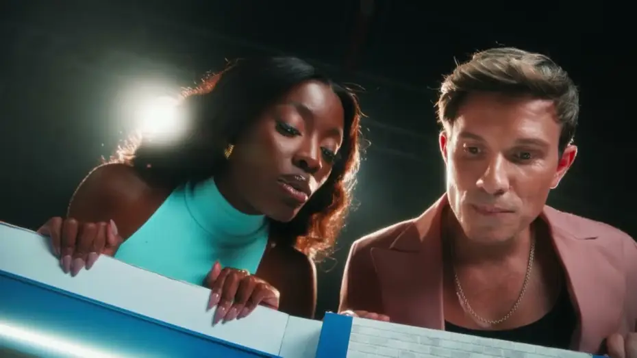 Відео до серіалу Великий брат — EXCLUSIVE: The Making of The "Little" Big Brother House | Big Brother UK starts on ITV2 6th October!