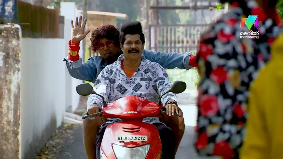 Відео до серіалу മറിമായം — #marimayam  - Promo ക്ലിക്ക് ആകണോ എന്നാൽ ട്രാക്ക് മാറ്റിക്കോ 🤣 | Mazhavil Manorama