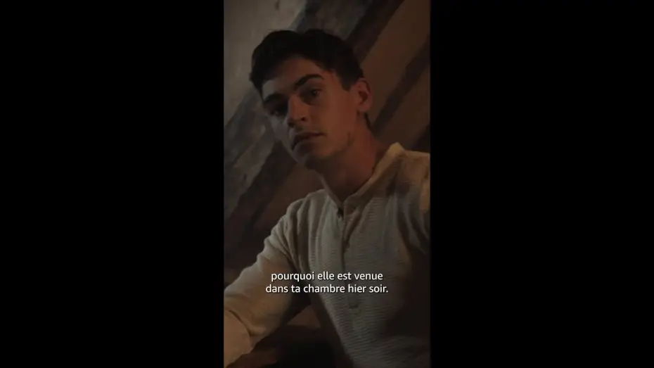 Відео до серіалу Молодий Шерлок — Moi je sais pourquoi elle était dans sa chambre hier soir. #HeroFiennes #YoungSherlock
