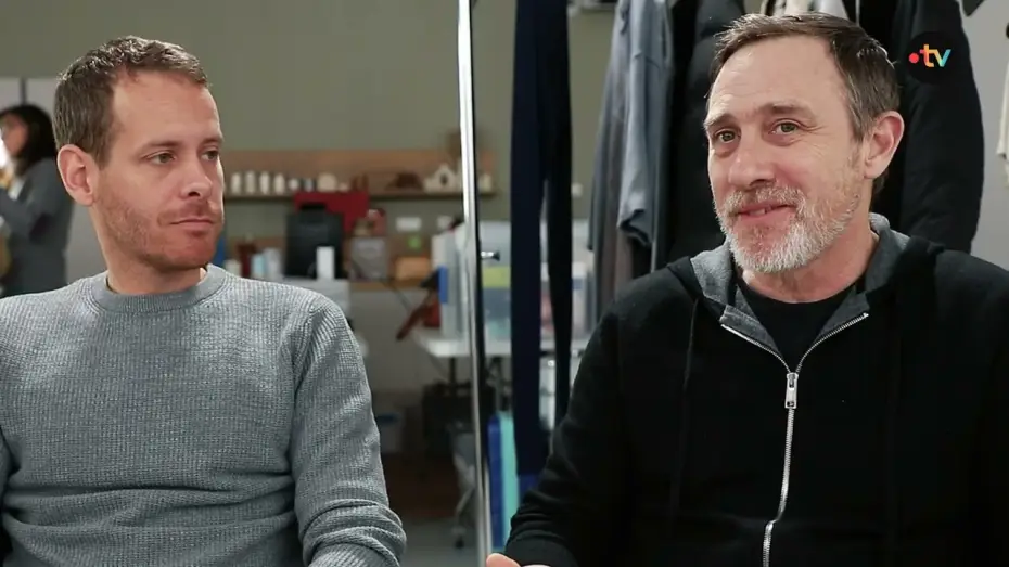 Відео до серіалу Фенікс — [Interview] Phoenix : Louis Aubert et Matthieu Bernard, scénaristes