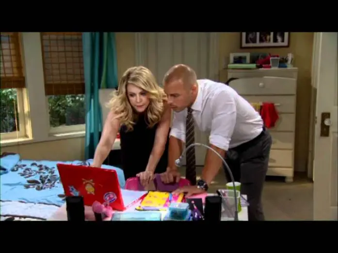 Відео до серіалу Мелісса та Джої — Melissa & Joey: Season One, Part One DVD Trailer