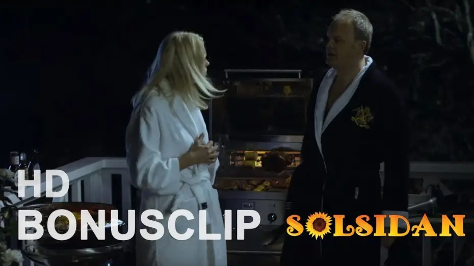 Відео до серіалу Solsidan — Bonusclip: Grillen wir mit Frauen oder ohne Salat?