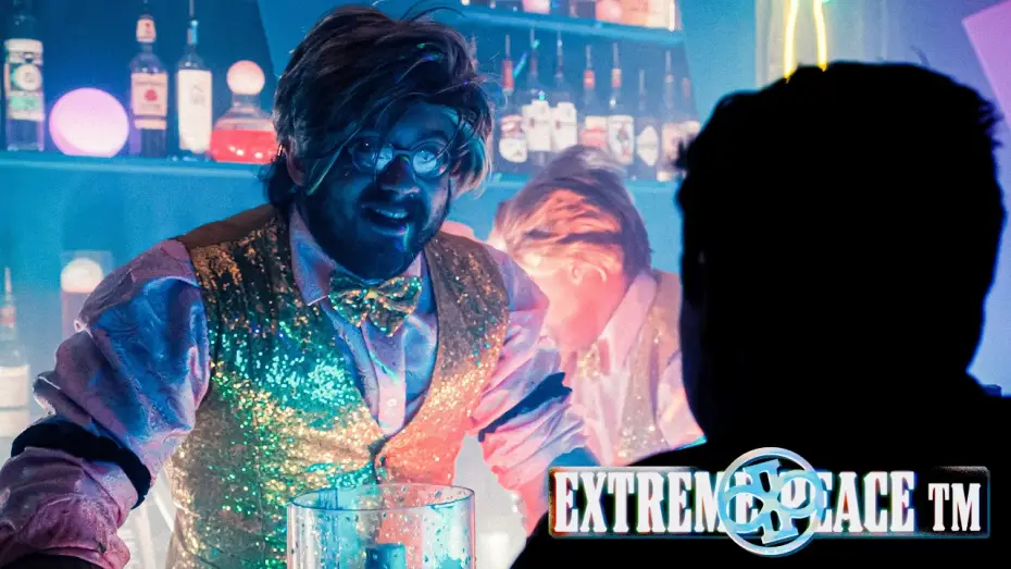 Відео до серіалу Million Dollar Extreme представляє: Екстремальний мир — Extreme Peace: "Glassbreak Bartending" Sketch