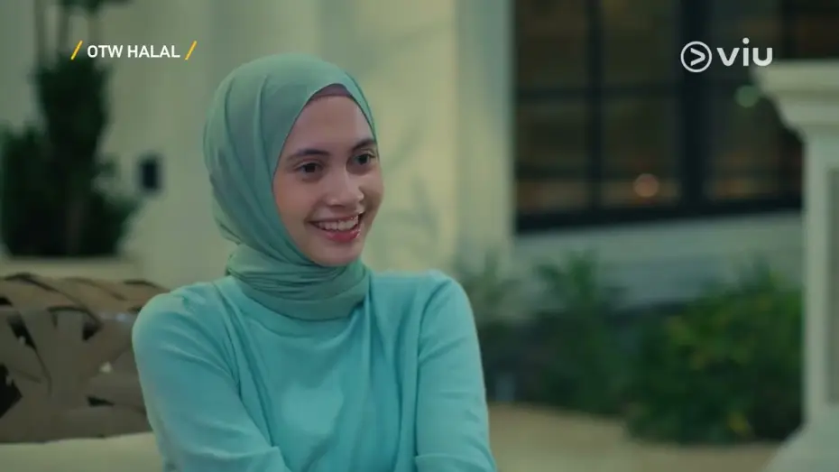 Відео до серіалу OTW Halal — Trailer:  OTW Halal  | Viu Original [Indonesia]