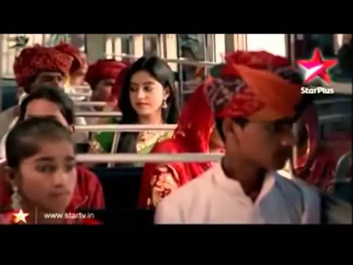 Відео до серіалу Diya Aur Baati Hum — DIYA AUR BAATI HUM- TITLE SONG( ROMANIAN SUBTITLES)