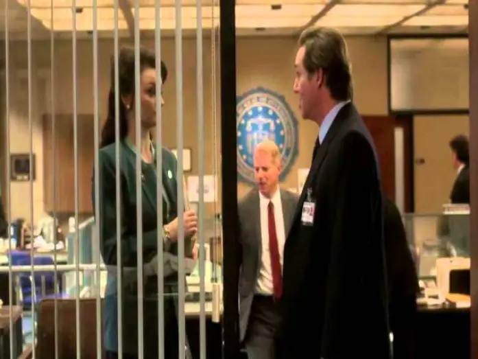Відео до серіалу Американці — The Americans: Season 2 - Operation Chronicle [Deleted Scene]