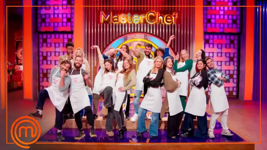 Відео до серіалу MasterChef — Conoce a los aspirantes de MasterChef 12: ¡Los 16 concursantes! | MasterChef 12