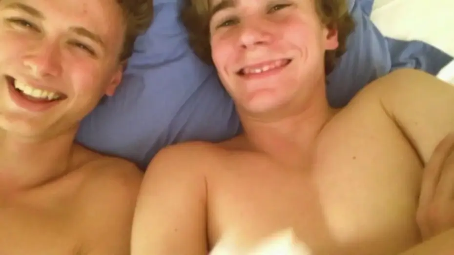 Відео до серіалу Сором — Isak's birthday video