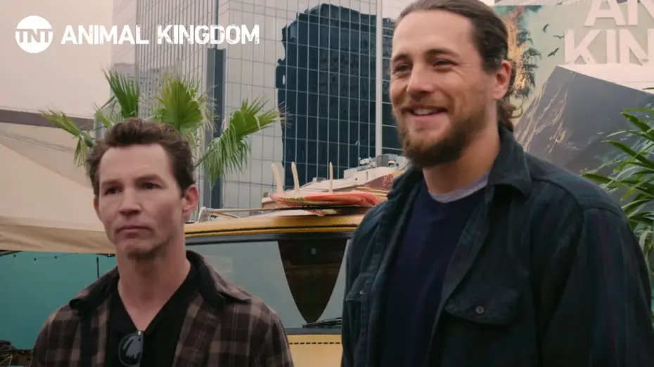 Відео до серіалу За законами вовків — Animal Kingdom: The Cody Men Answer Fan Questions at SXSW | TNT