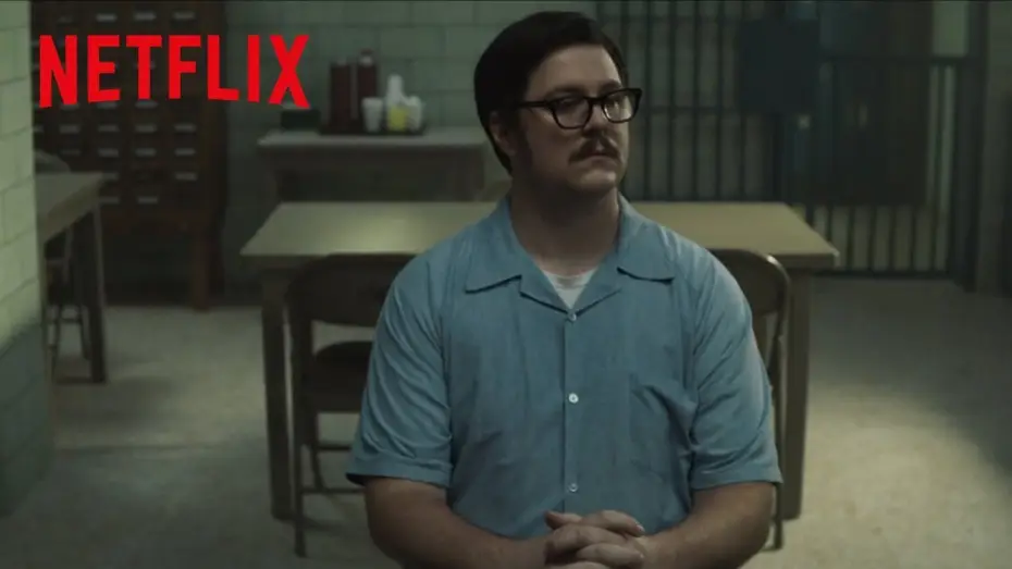 Відео до серіалу Мисливець за розумом — Cameron Britton Transforms Into Disturbed Killer Ed Kemper