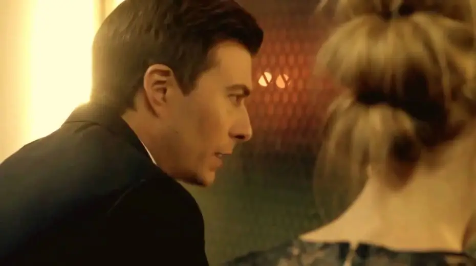 Відео до серіалу 12 мавп — Трейлер сериала - 12 обезьян (1 сезон) от сайта Vip-Zal.ucoz.ru