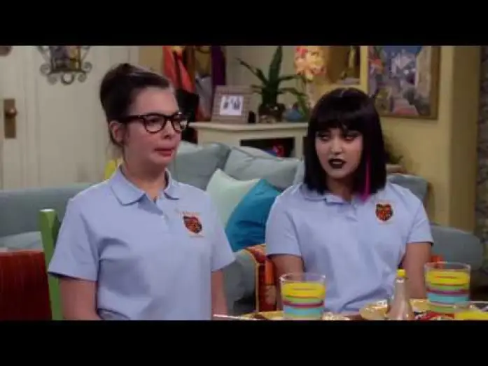 Видео к сериалу Живемо сьогоднішнім днем — One Day at a Time Season 1 Netflix HD Trailer